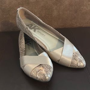Anne Klein AK Sport Shiny Snake Skin Flats, Size 8